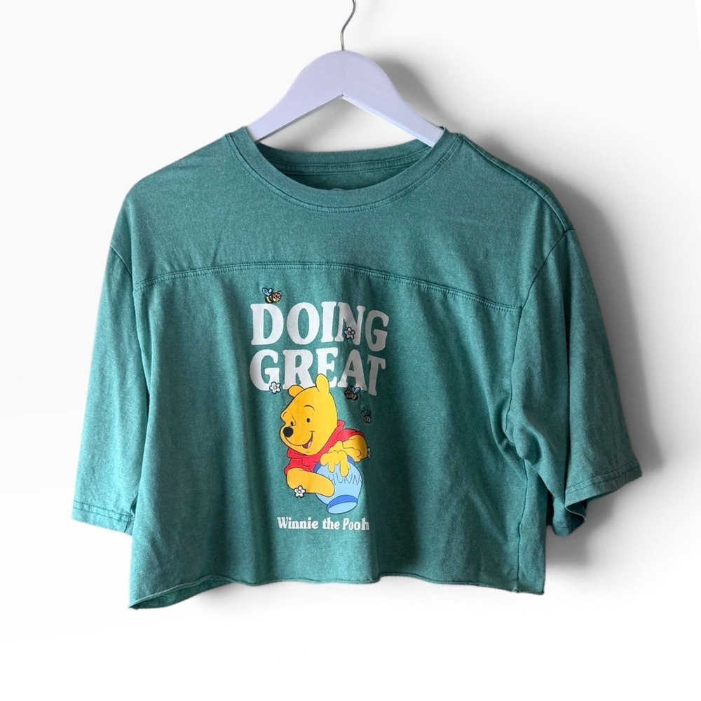 Disney Winnie the Pooh Doing Great Cropped Graphic Tee Green Medium